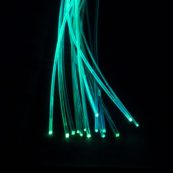 Square green emitting fibers